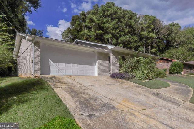 2895 Springfield Court, Atlanta, GA 30349