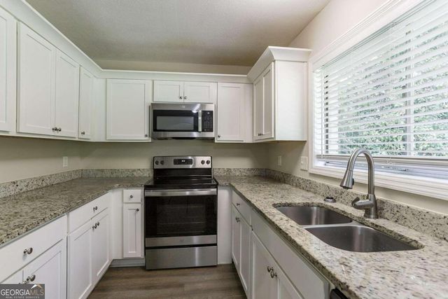 2895 Springfield Court, Atlanta, GA 30349