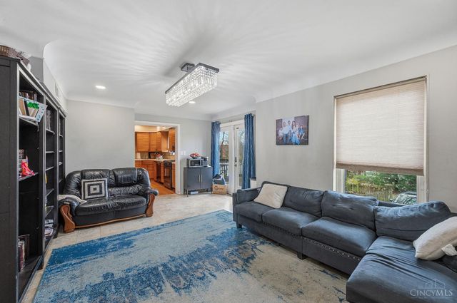 6771 Elbrook Avenue, Amberley, OH 45237