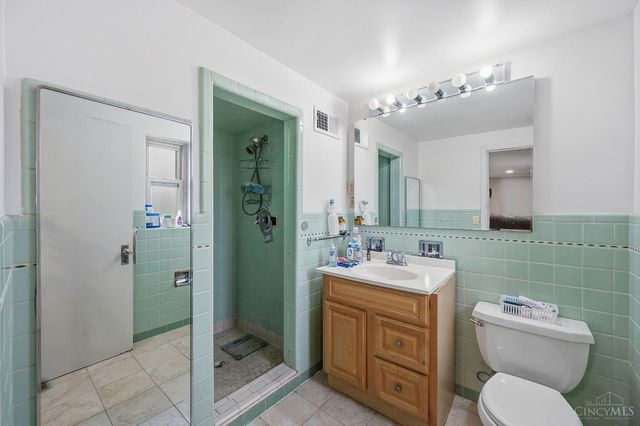 6771 Elbrook Avenue, Amberley, OH 45237