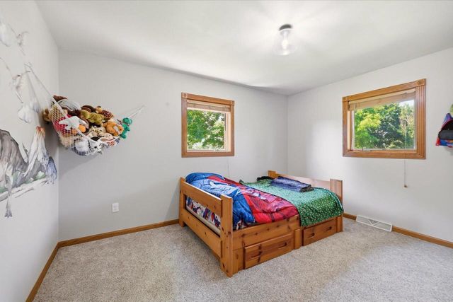 4112 Mueller DRIVE, Hartford, WI 53027