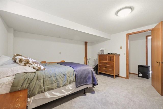 4112 Mueller DRIVE, Hartford, WI 53027