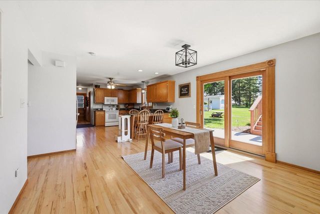 4112 Mueller DRIVE, Hartford, WI 53027
