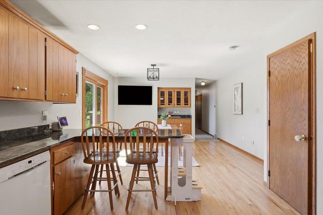 4112 Mueller DRIVE, Hartford, WI 53027
