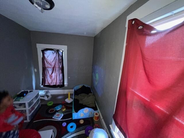 403-05 E Welch Avenue, Columbus, OH 43207