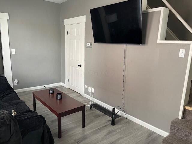 403-05 E Welch Avenue, Columbus, OH 43207