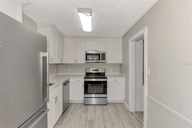 1891 PROSPECT STREET, Sarasota, FL 34239