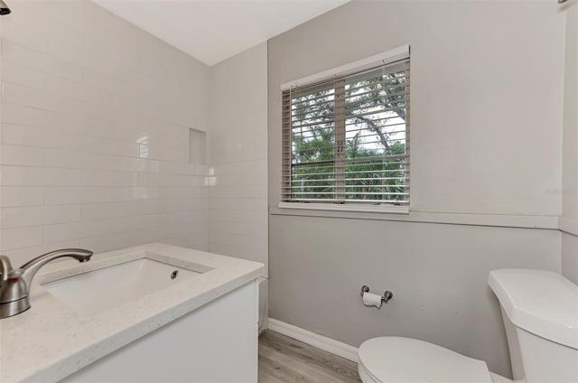 1891 PROSPECT STREET, Sarasota, FL 34239