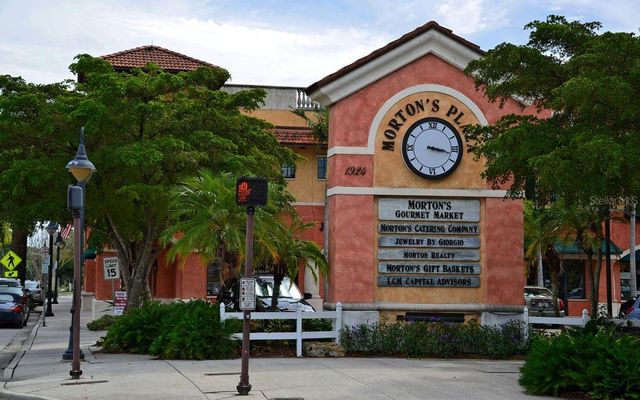 1891 PROSPECT STREET, Sarasota, FL 34239