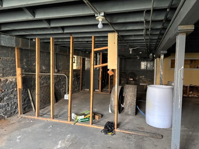 3553 W Cermak Road, Chicago, IL 60623