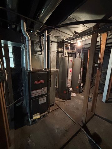 3553 W Cermak Road, Chicago, IL 60623