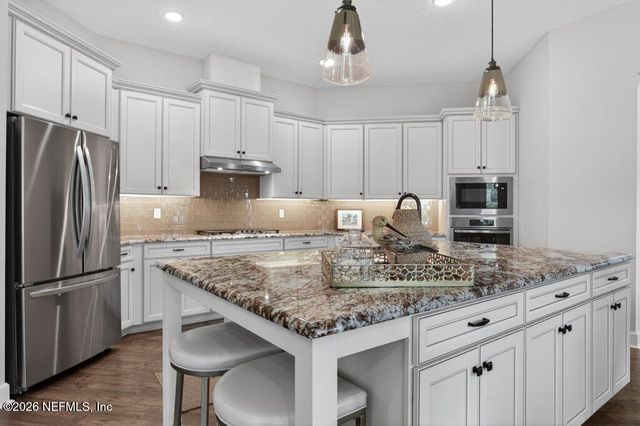 74 PINE MANOR Drive, Jacksonville, FL 32081