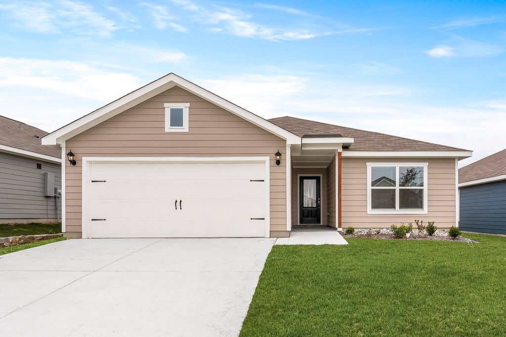 10117 Throttle Lane, Fort Worth, TX 76131