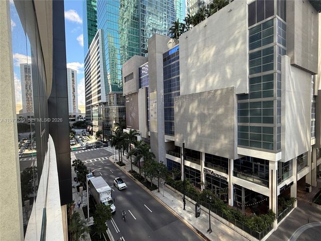 300 Biscayne Boulevard Way 506E, Miami, FL 33131