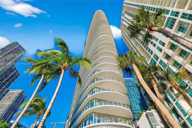 300 Biscayne Boulevard Way 506E, Miami, FL 33131