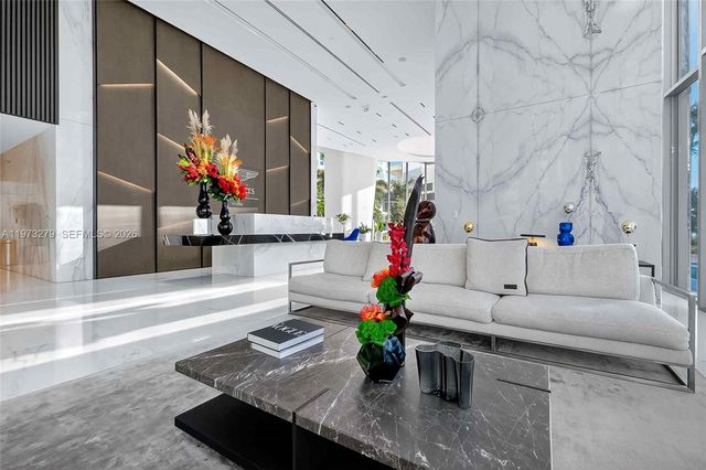 300 Biscayne Boulevard Way 506E, Miami, FL 33131