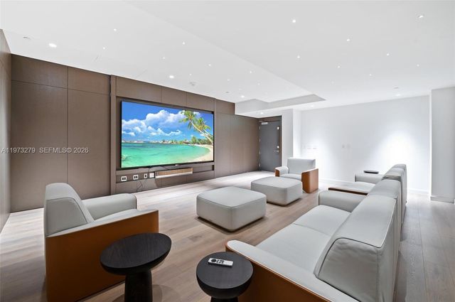 300 Biscayne Boulevard Way 506E, Miami, FL 33131