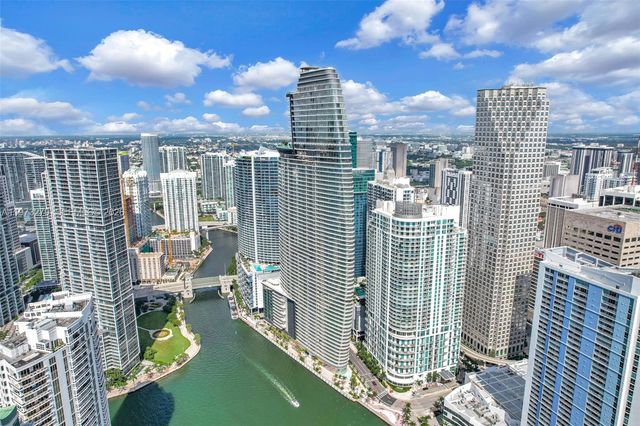 300 Biscayne Boulevard Way 506E, Miami, FL 33131