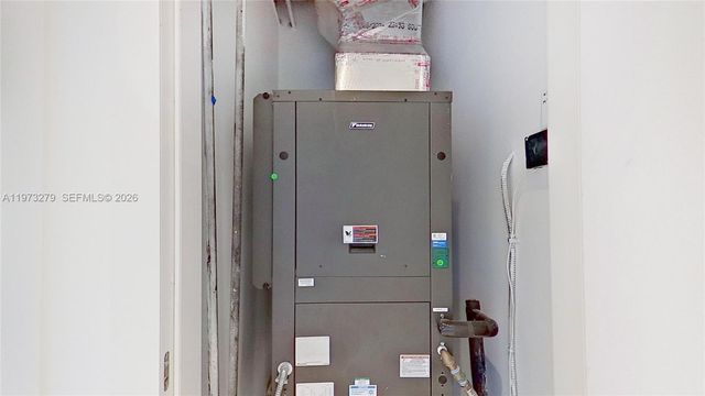 300 Biscayne Boulevard Way 506E, Miami, FL 33131