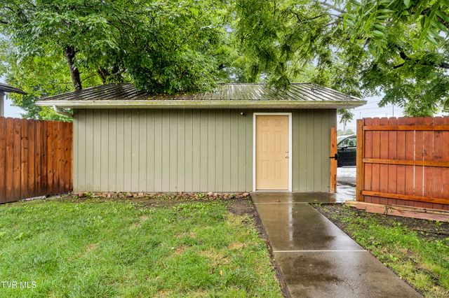1613 Park Street, Kingsport, TN 37664