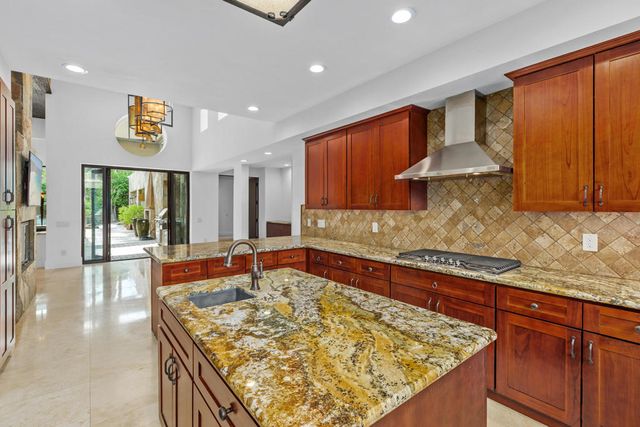 45775 Sugarloaf Mountain Trail, Indian Wells, CA 92210