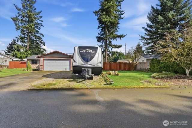 1305 NE 129th Avenue, Vancouver, WA 98684