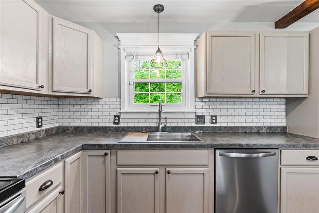 3237 Gleason Drive, Chattanooga, TN 37412