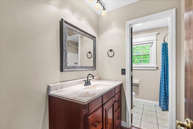 3237 Gleason Drive, Chattanooga, TN 37412