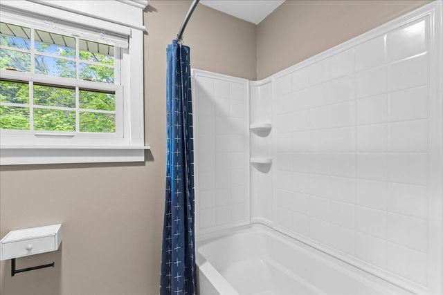 3237 Gleason Drive, Chattanooga, TN 37412