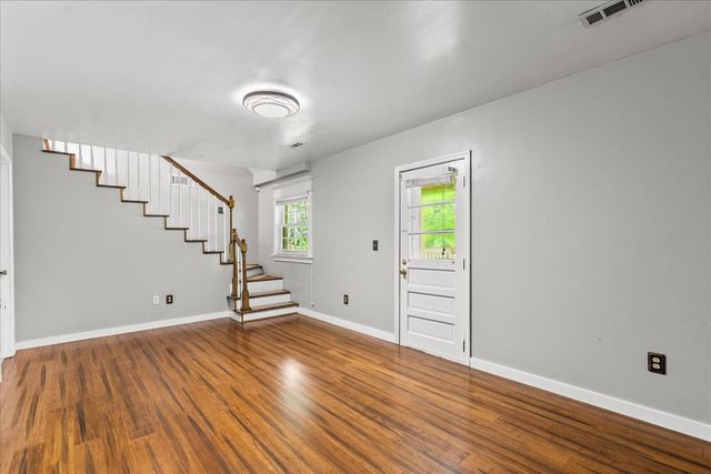 3237 Gleason Drive, Chattanooga, TN 37412