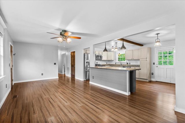 3237 Gleason Drive, Chattanooga, TN 37412
