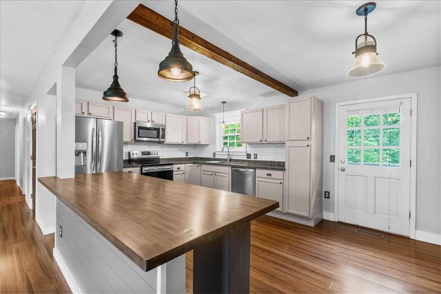 3237 Gleason Drive, Chattanooga, TN 37412