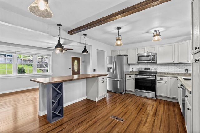 3237 Gleason Drive, Chattanooga, TN 37412