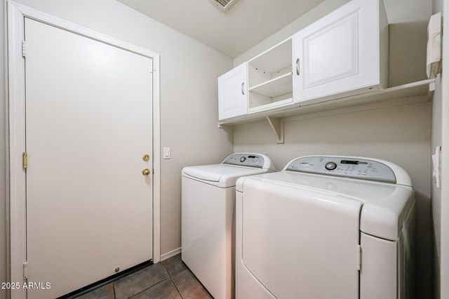 8672 W MAURO Lane, Peoria, AZ 85382