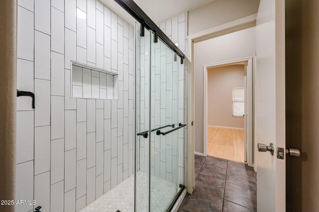 8672 W MAURO Lane, Peoria, AZ 85382