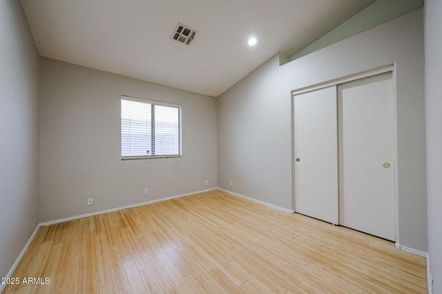 8672 W MAURO Lane, Peoria, AZ 85382