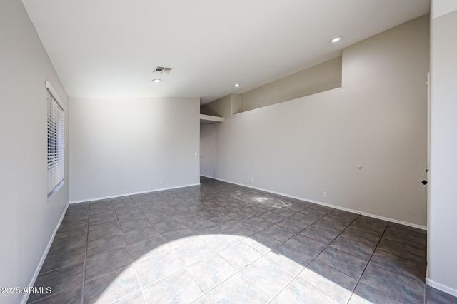 8672 W MAURO Lane, Peoria, AZ 85382