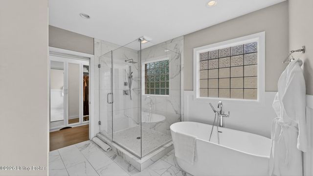4815 Saddle Bend Way, Louisville, KY 40299