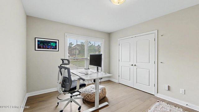 4815 Saddle Bend Way, Louisville, KY 40299