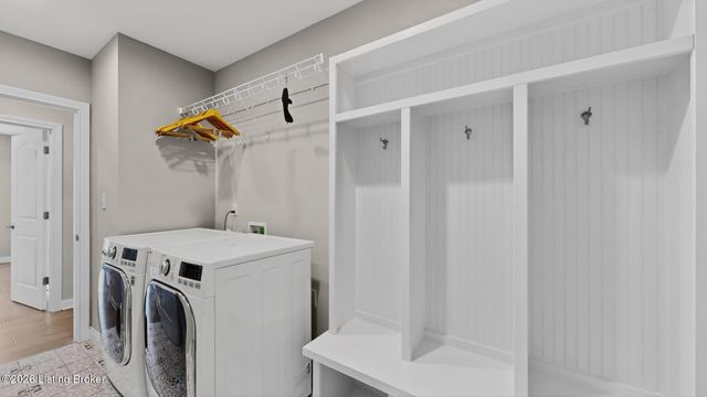 4815 Saddle Bend Way, Louisville, KY 40299