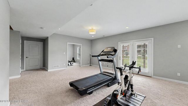 4815 Saddle Bend Way, Louisville, KY 40299