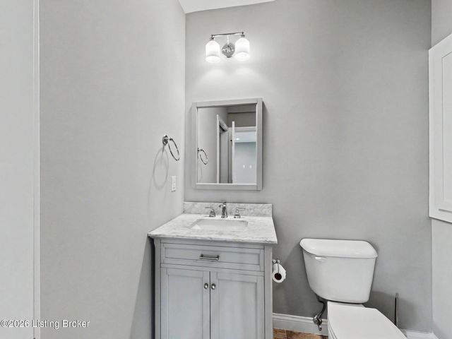 4815 Saddle Bend Way, Louisville, KY 40299