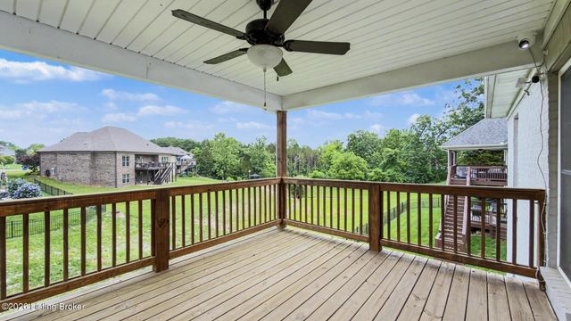4815 Saddle Bend Way, Louisville, KY 40299