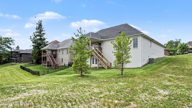 4815 Saddle Bend Way, Louisville, KY 40299