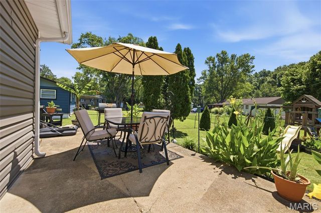 6118 Queens Court, House Springs, MO 63051