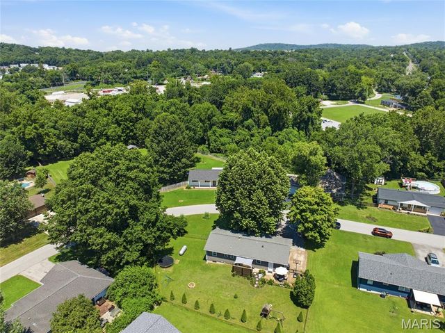 6118 Queens Court, House Springs, MO 63051