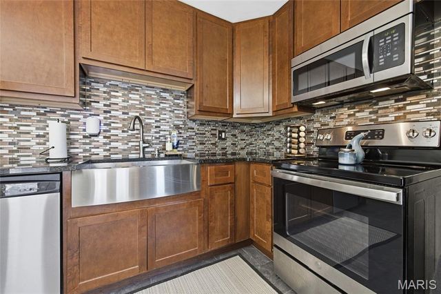 6118 Queens Court, House Springs, MO 63051