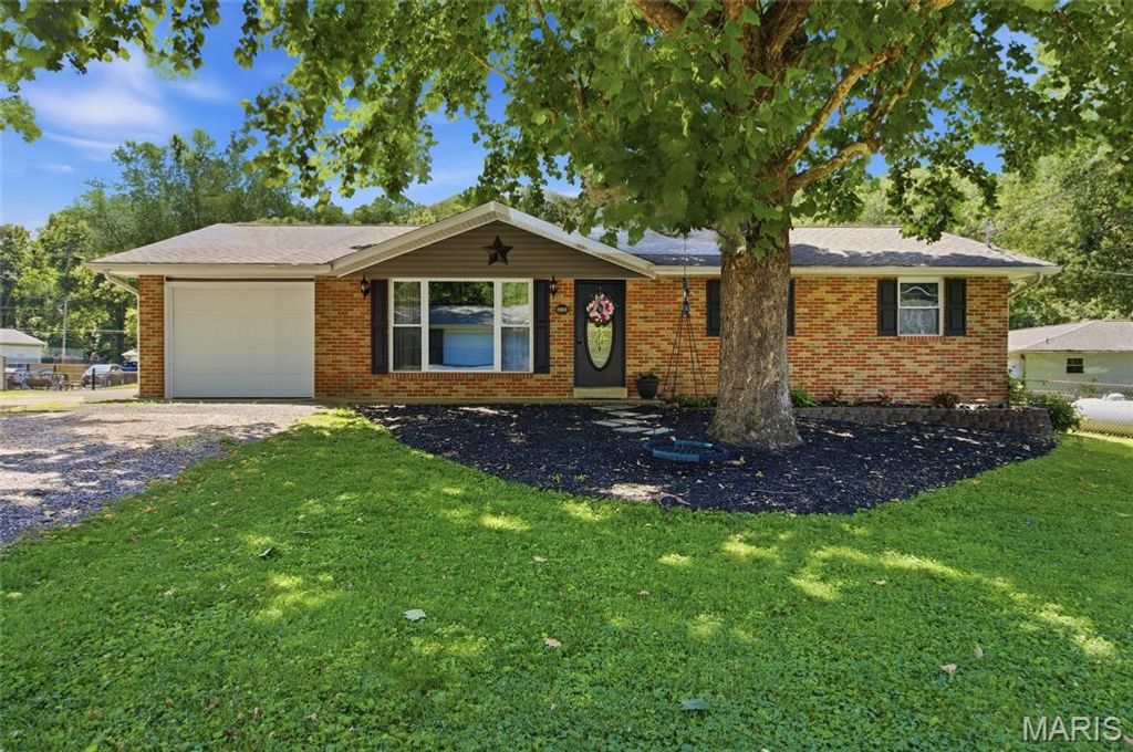 6118 Queens Court, House Springs, MO 63051