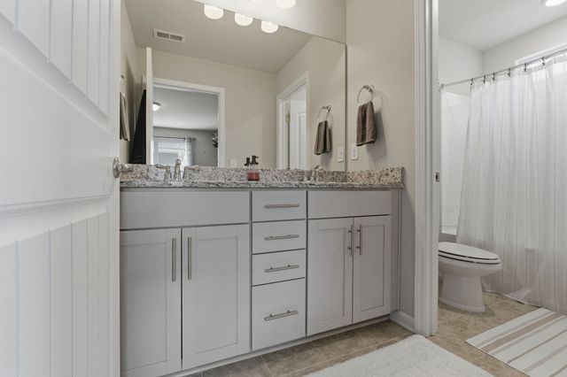 418 Prestige Ct, Pleasant View, TN 37146