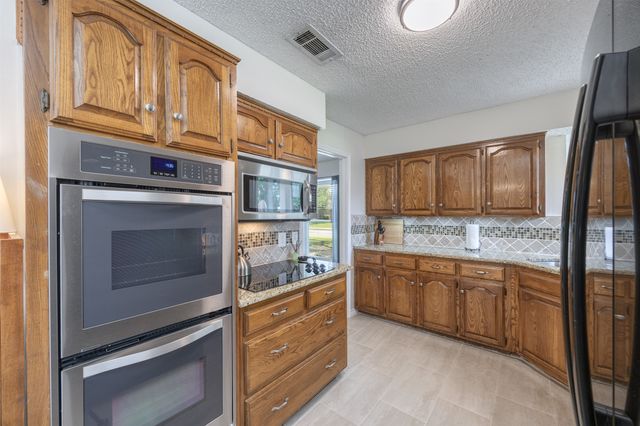 3916 Spring Hollow Drive, Carrollton, TX 75007